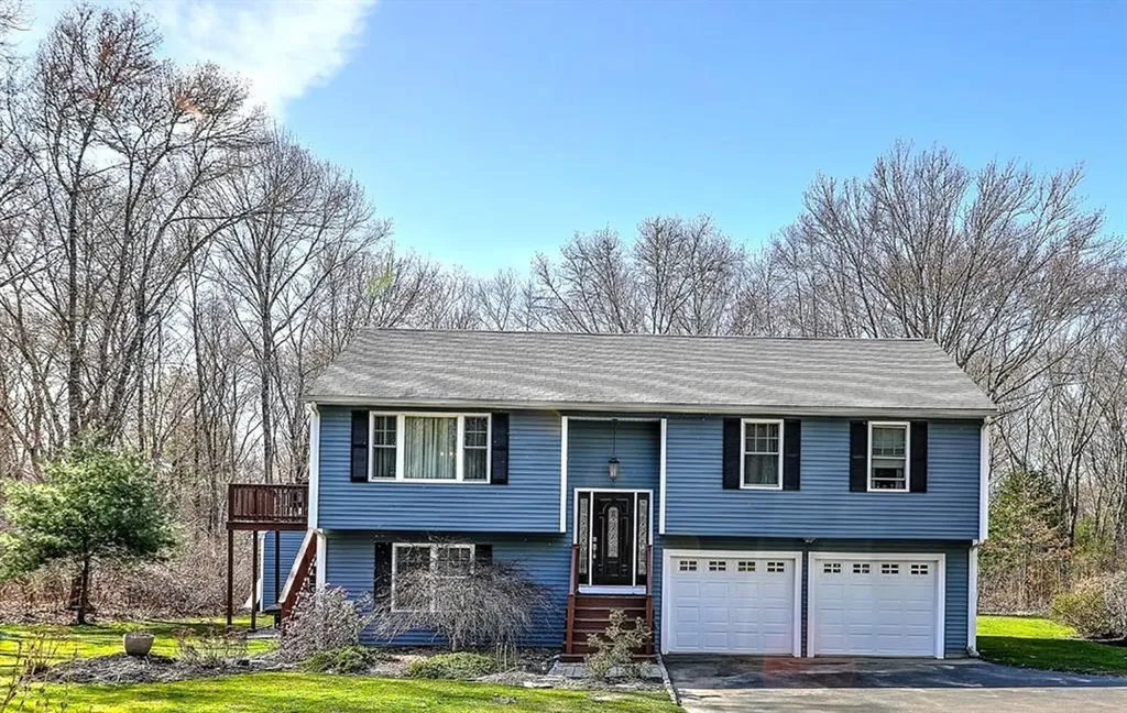 28 Tupelo Drive Exeter RI 02892