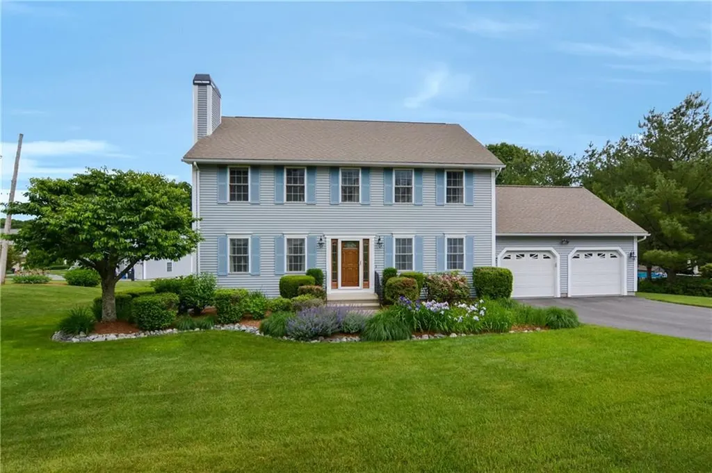 20 Scaralia Road Cranston RI 02921