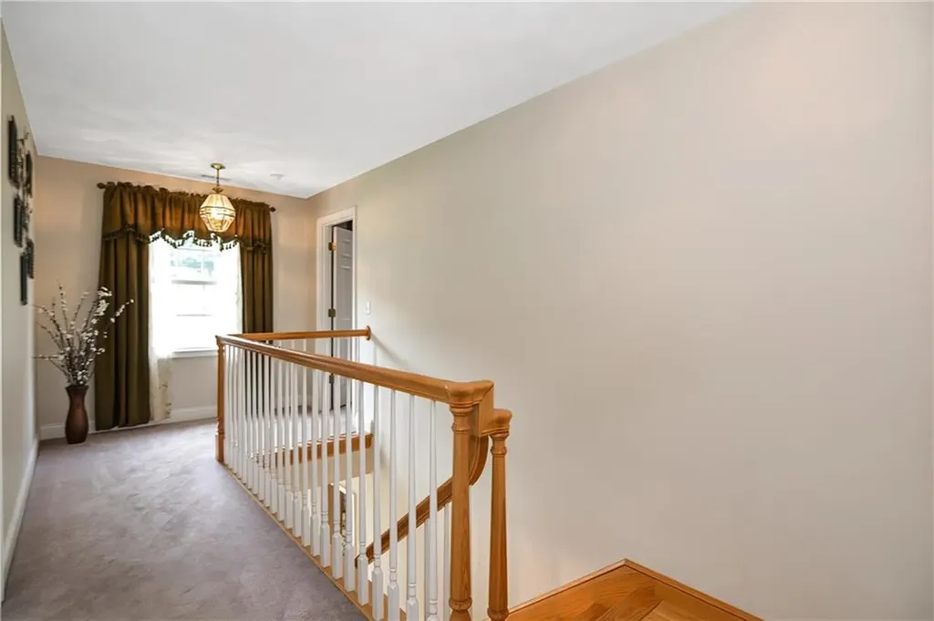20 Scaralia Road Cranston RI 02921