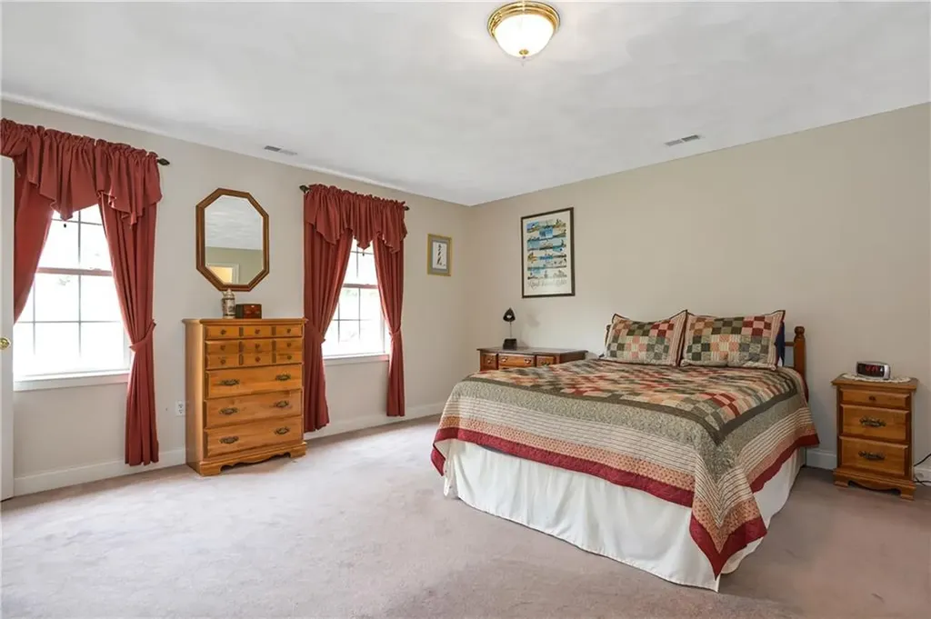 20 Scaralia Road Cranston RI 02921