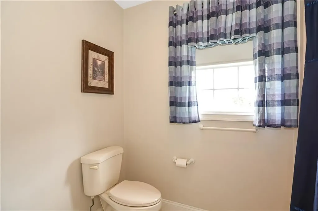20 Scaralia Road Cranston RI 02921