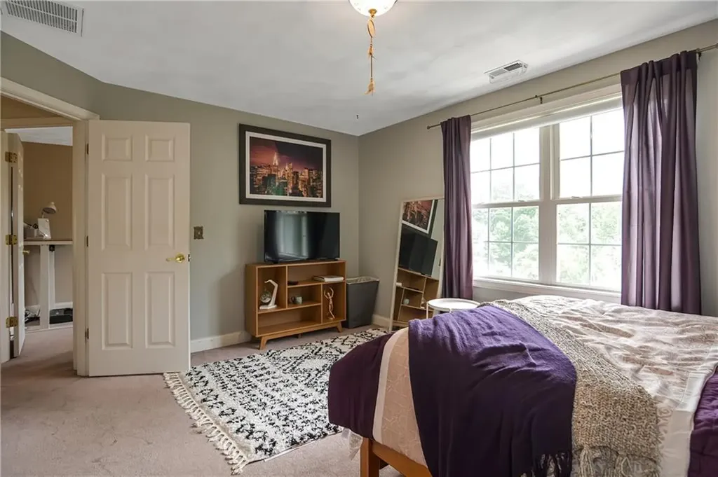 20 Scaralia Road Cranston RI 02921