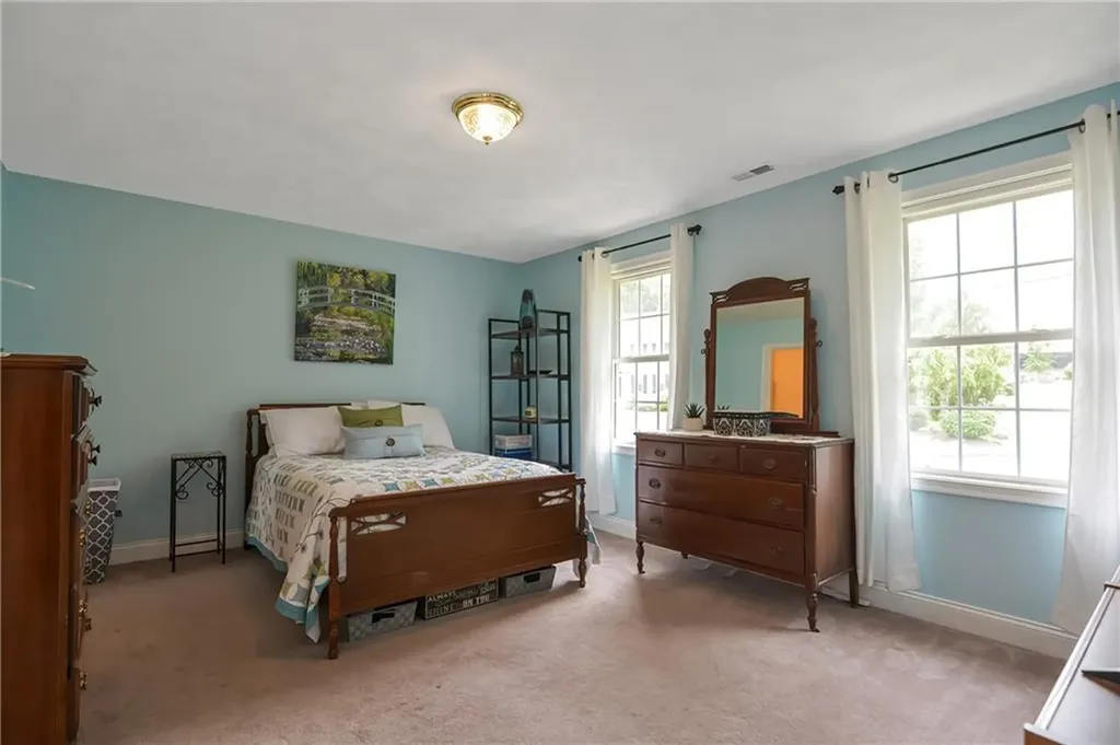 20 Scaralia Road Cranston RI 02921