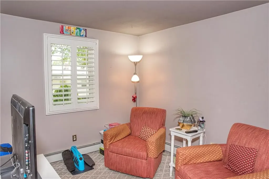 96 Naples Avenue Warwick RI 02886
