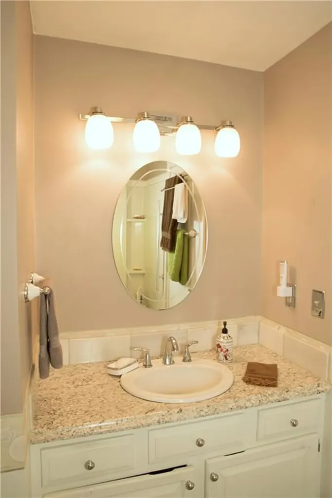96 Naples Avenue Warwick RI 02886