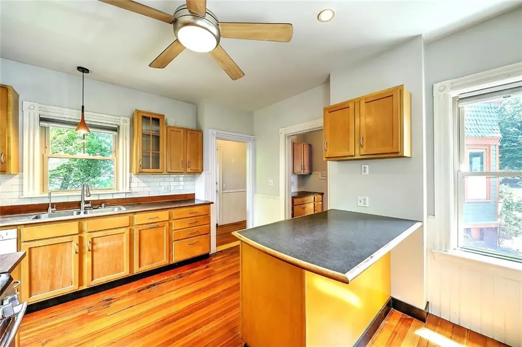 133 Lexington Avenue Providence RI 02907