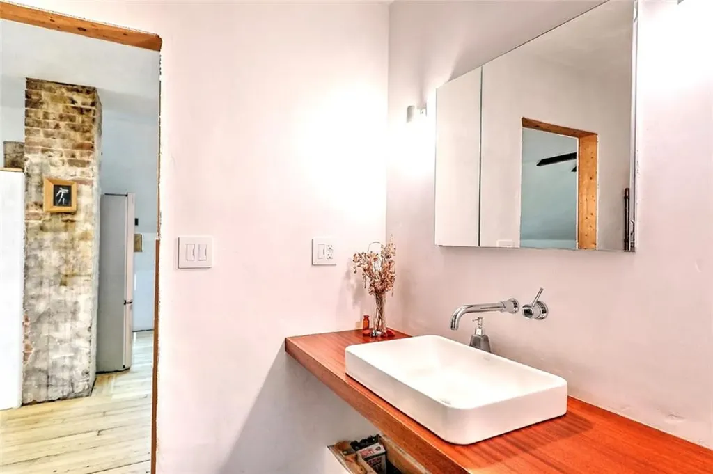 133 Lexington Avenue Providence RI 02907