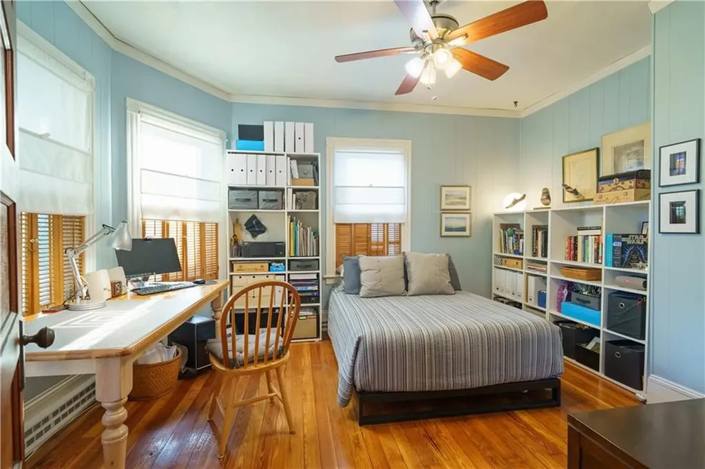 20 Glendale Avenue Providence RI 02906