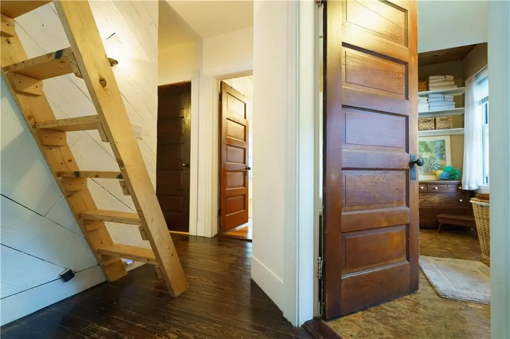 20 Glendale Avenue Providence RI 02906