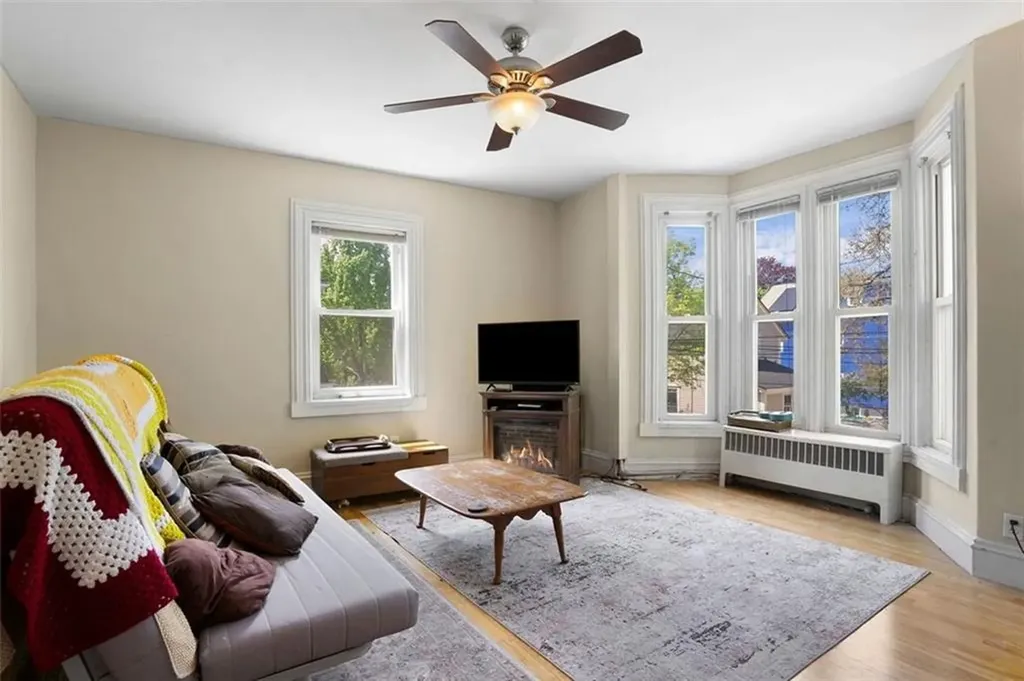 82 Sycamore Street Providence RI 02909
