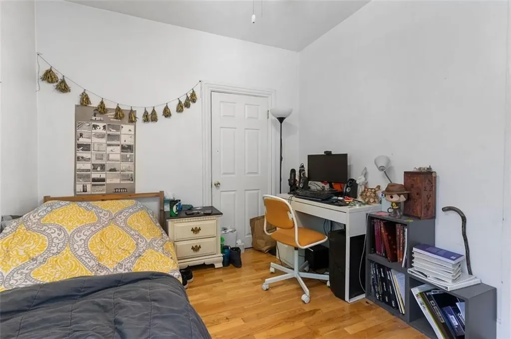 82 Sycamore Street Providence RI 02909