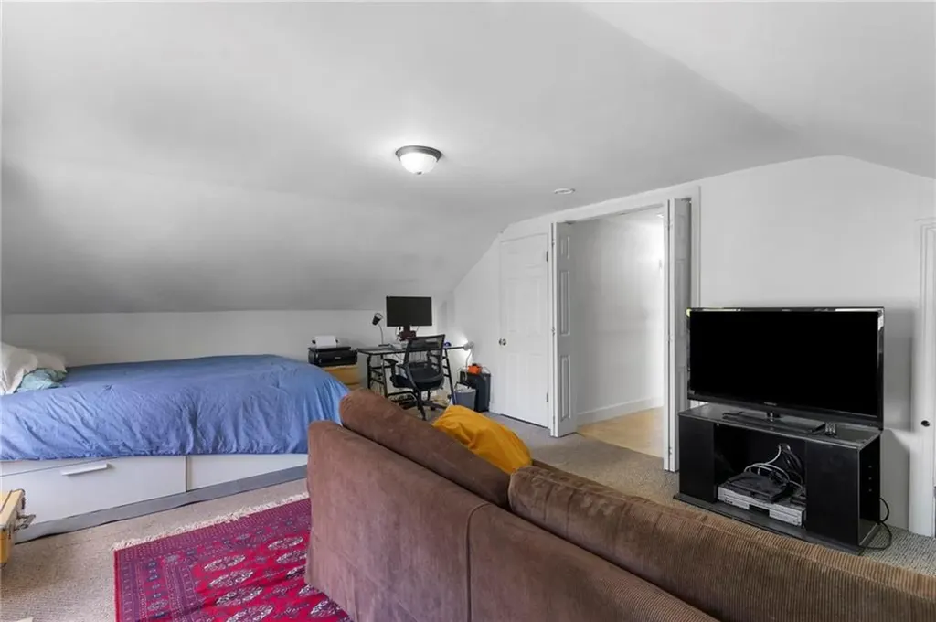 82 Sycamore Street Providence RI 02909