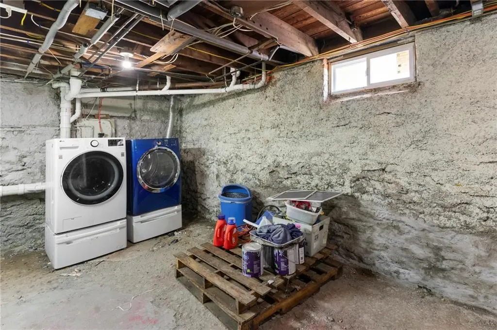 82 Sycamore Street Providence RI 02909