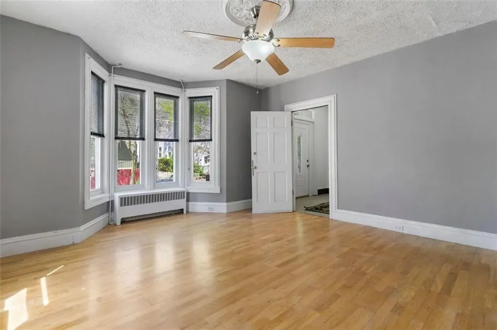 82 Sycamore Street Providence RI 02909