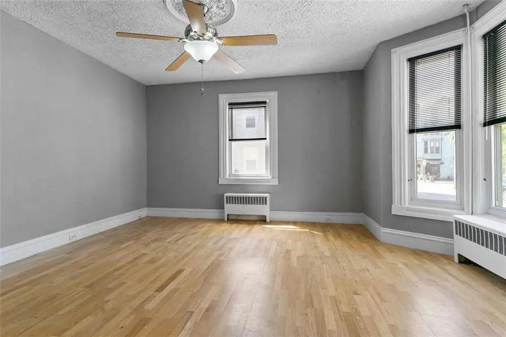 82 Sycamore Street Providence RI 02909