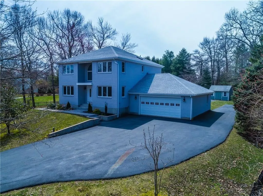 25 Wapping Road Portsmouth RI 02871