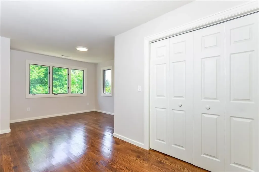 25 Wapping Road Portsmouth RI 02871