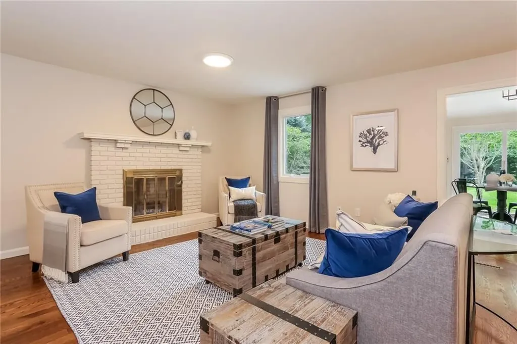25 Wapping Road Portsmouth RI 02871