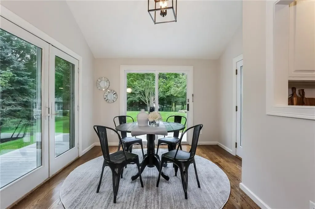 25 Wapping Road Portsmouth RI 02871
