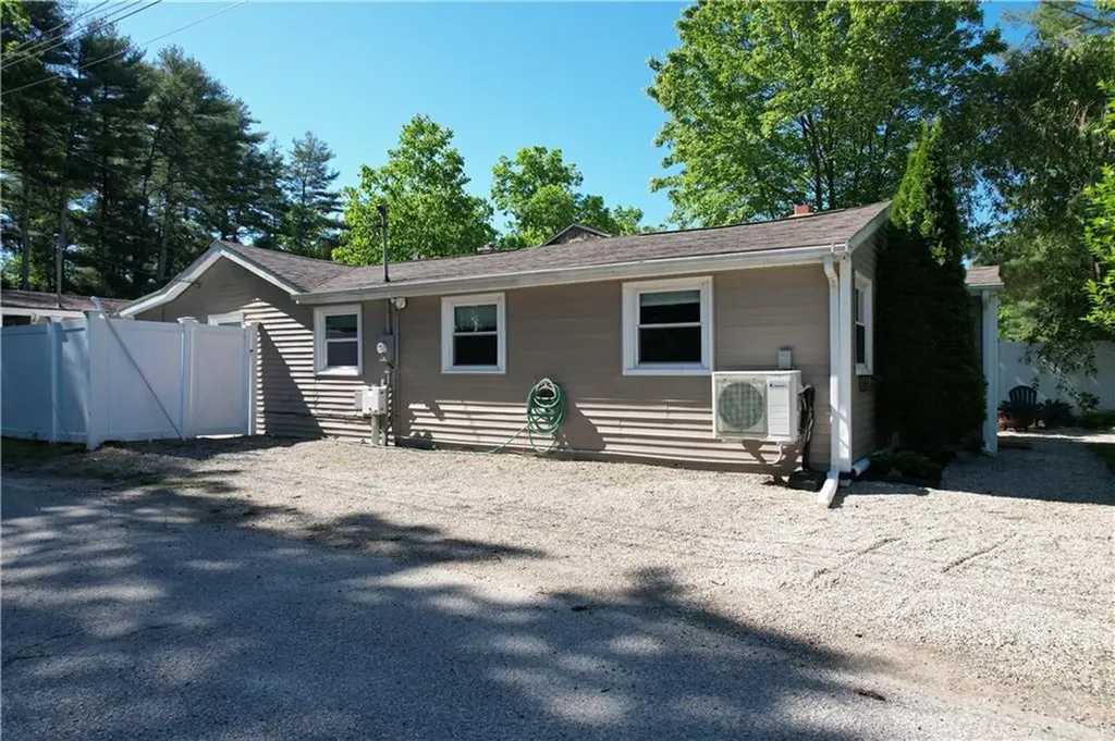 409 Shady Valley Road Coventry RI 02816