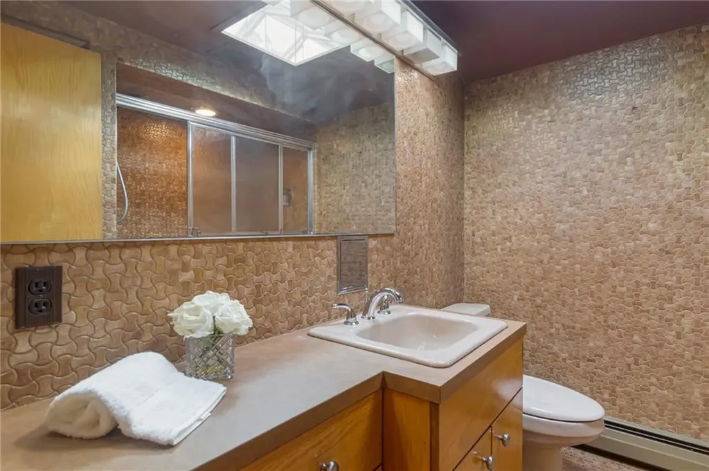 17 Longview Drive Cranston RI 02920