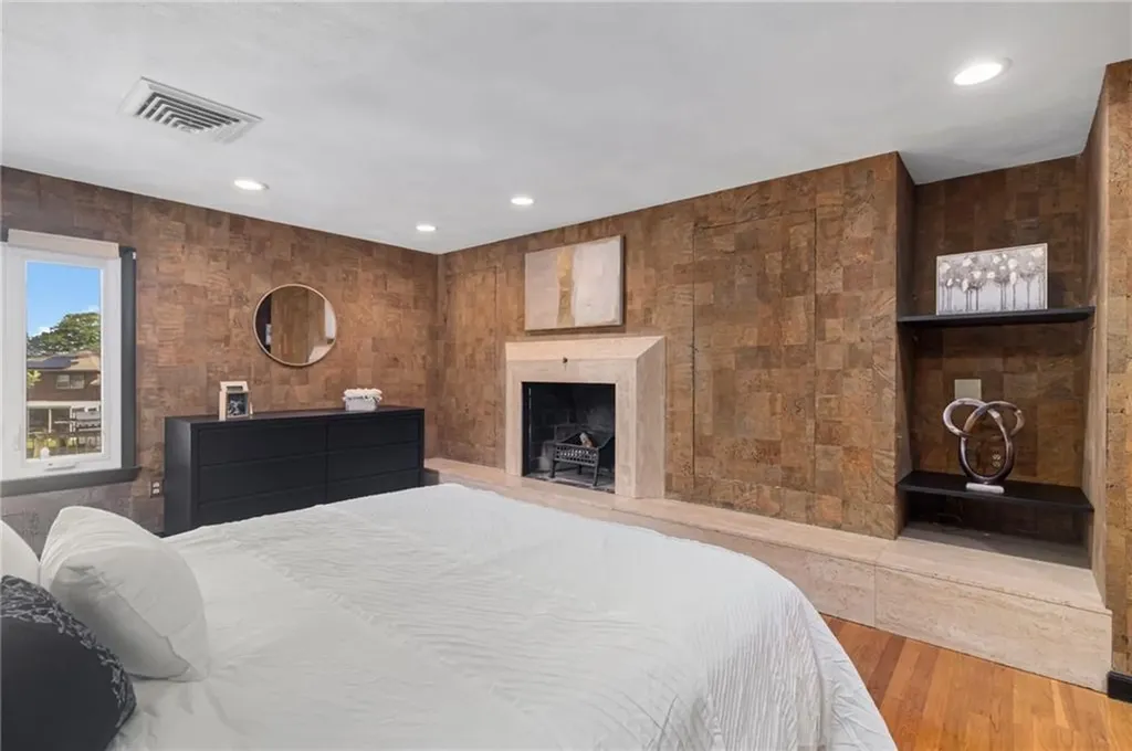 17 Longview Drive Cranston RI 02920