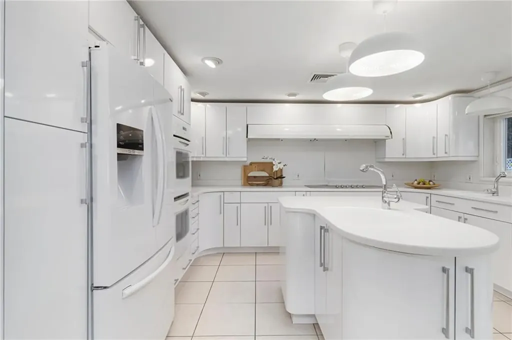 17 Longview Drive Cranston RI 02920