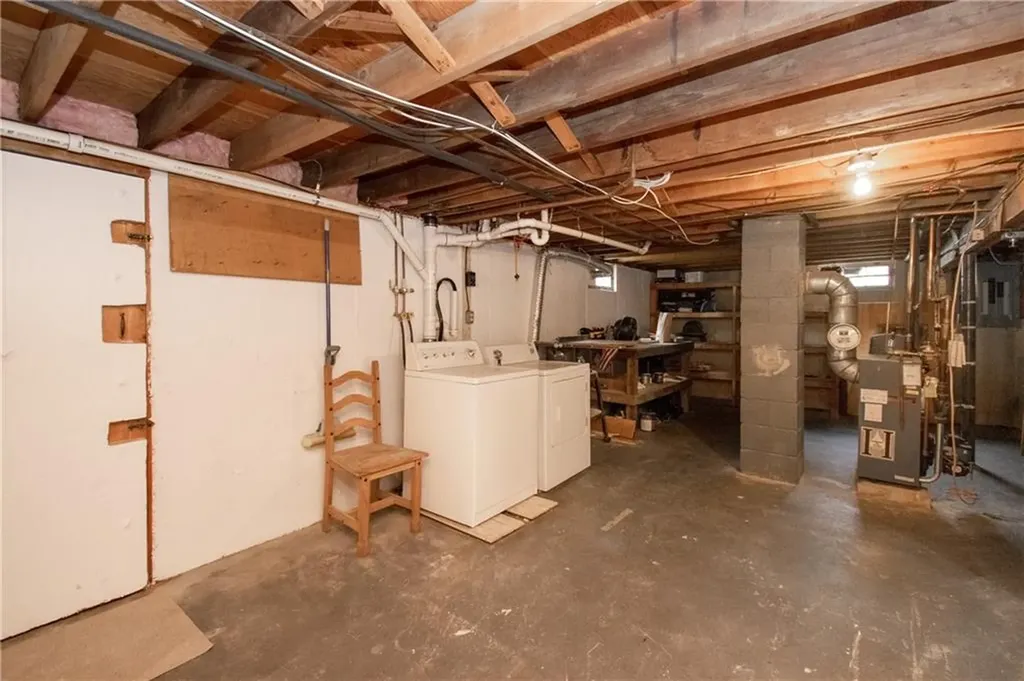 58 Islington Avenue Portsmouth RI 02871