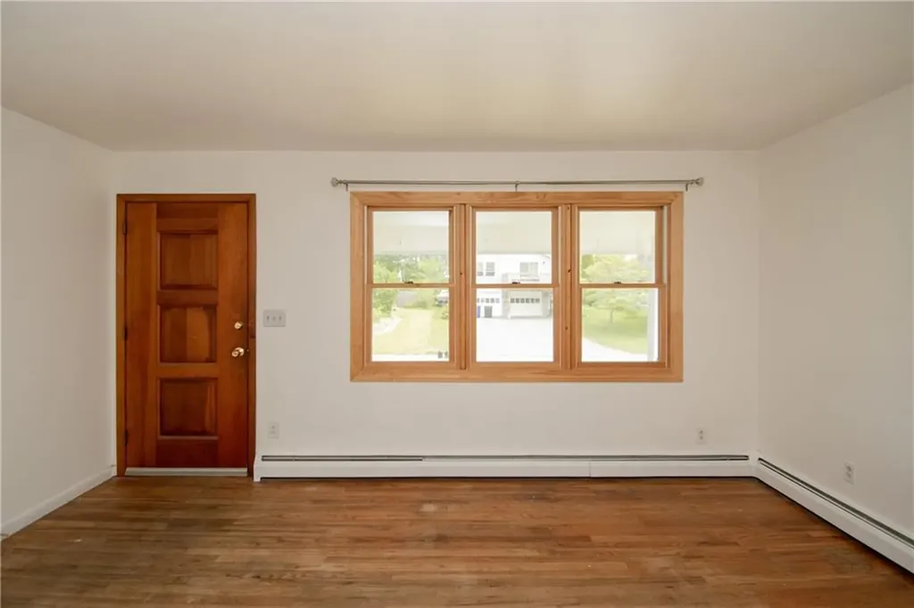 58 Islington Avenue Portsmouth RI 02871