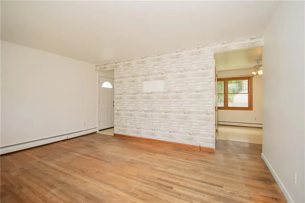 58 Islington Avenue Portsmouth RI 02871