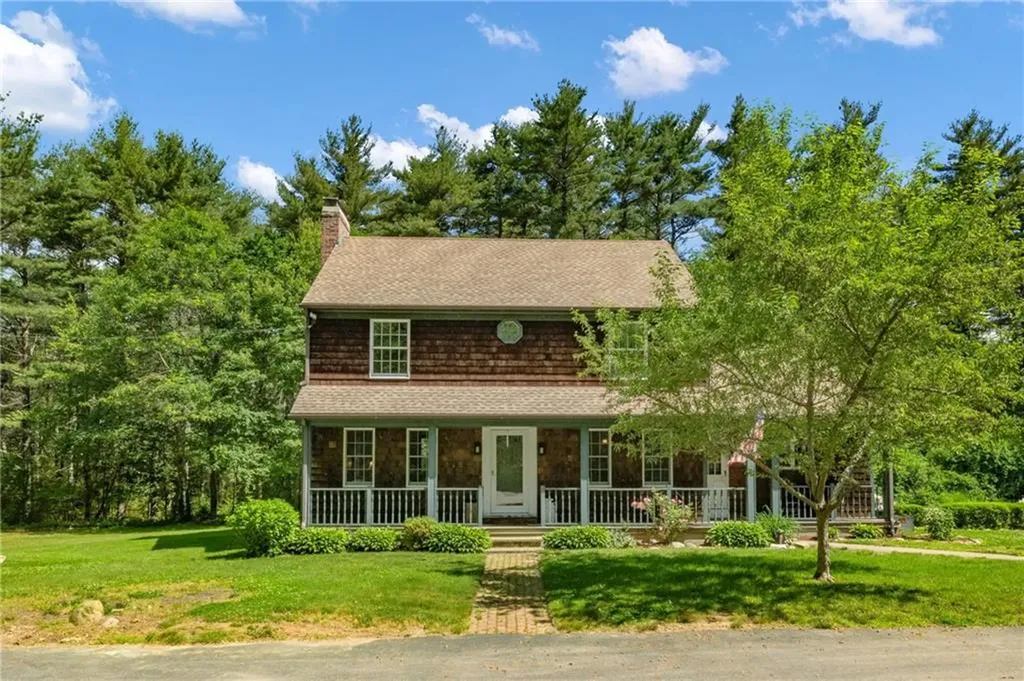 1416 Victory Highway Coventry RI 02827