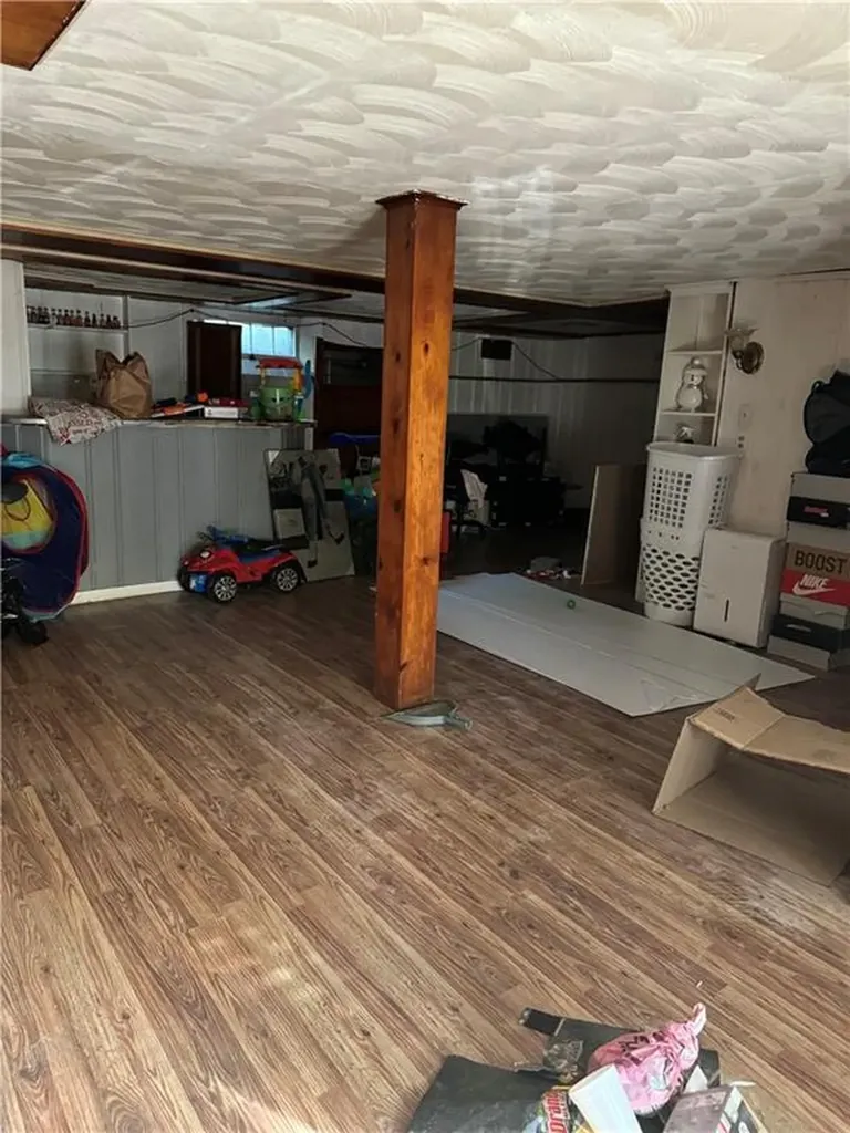 139 Lancaster Avenue Warwick RI 02886