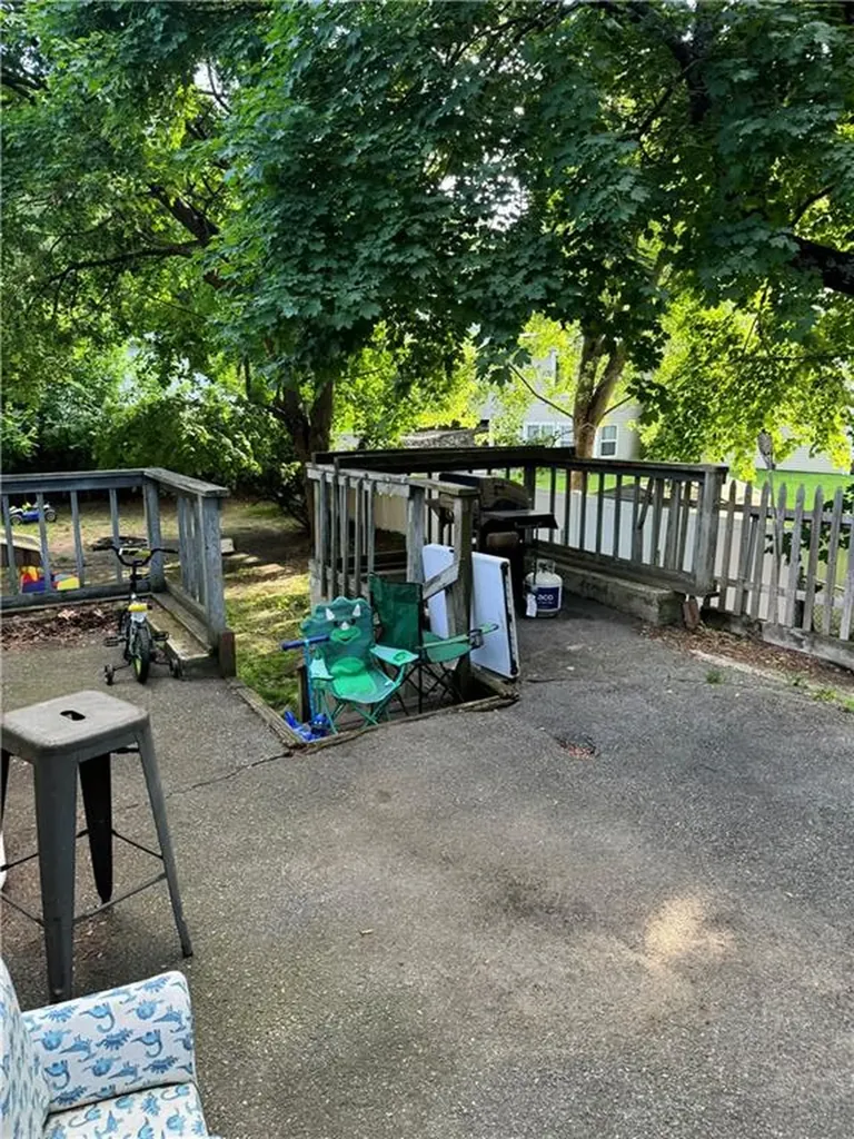 139 Lancaster Avenue Warwick RI 02886