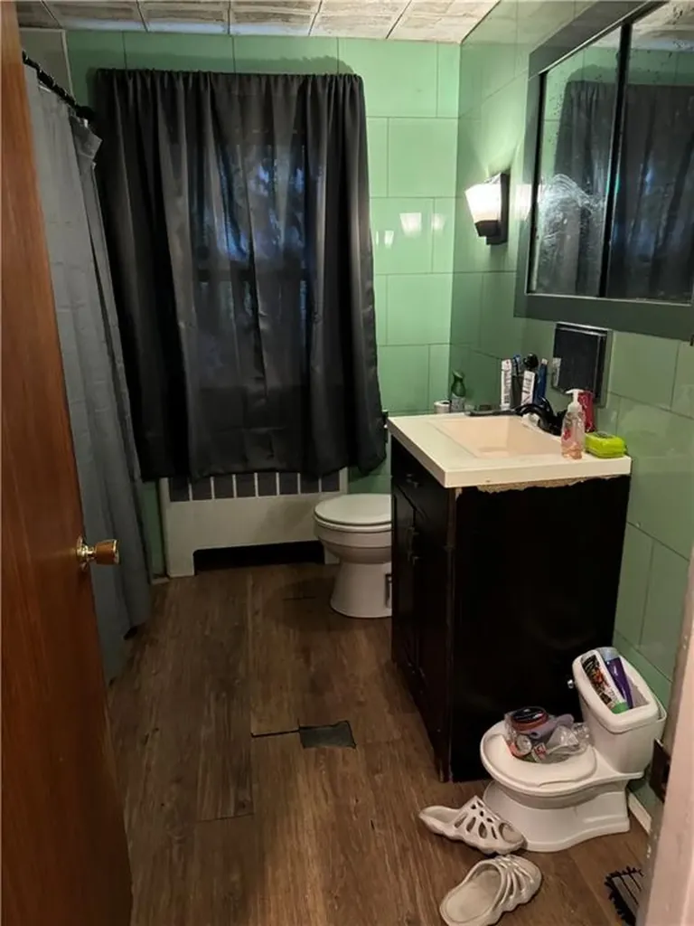 139 Lancaster Avenue Warwick RI 02886