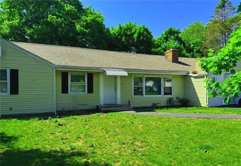 139 Lancaster Avenue Warwick RI 02886