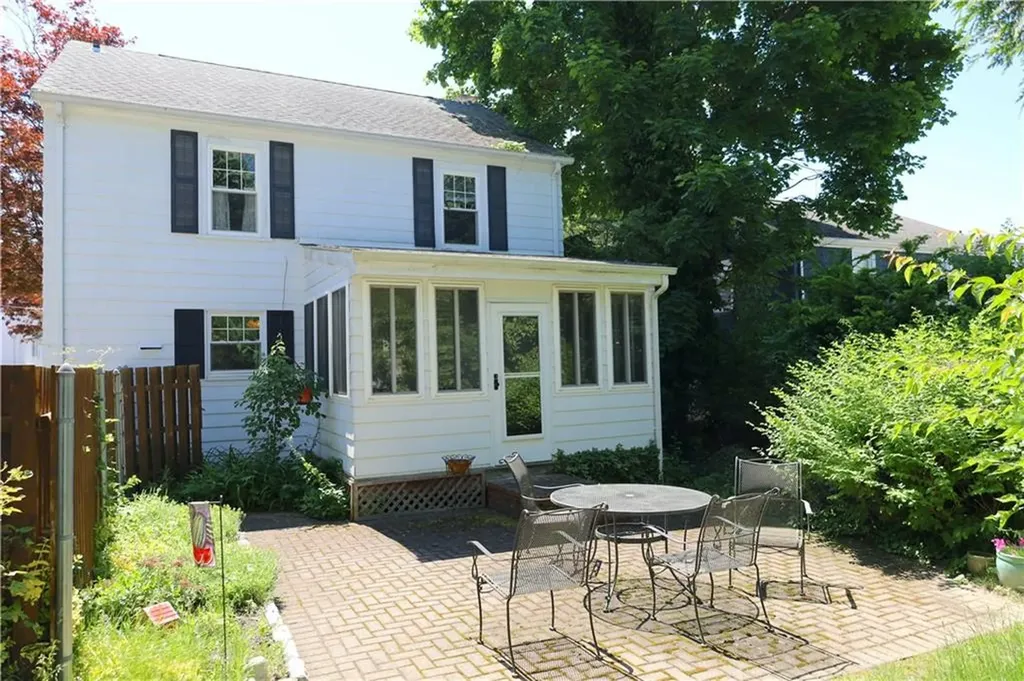 19 Doylston Drive Cranston RI 02905