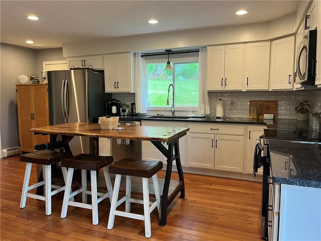 455 Central Avenue Johnston RI 02919