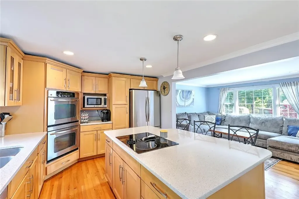 50 Larochelle Avenue Warwick RI 02889