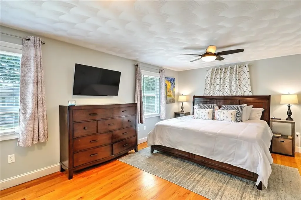50 Larochelle Avenue Warwick RI 02889