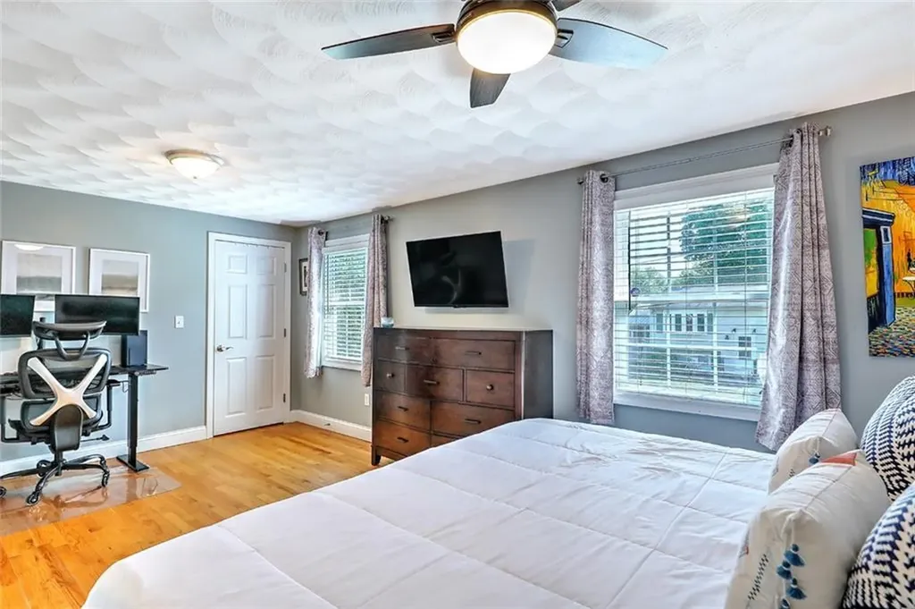 50 Larochelle Avenue Warwick RI 02889