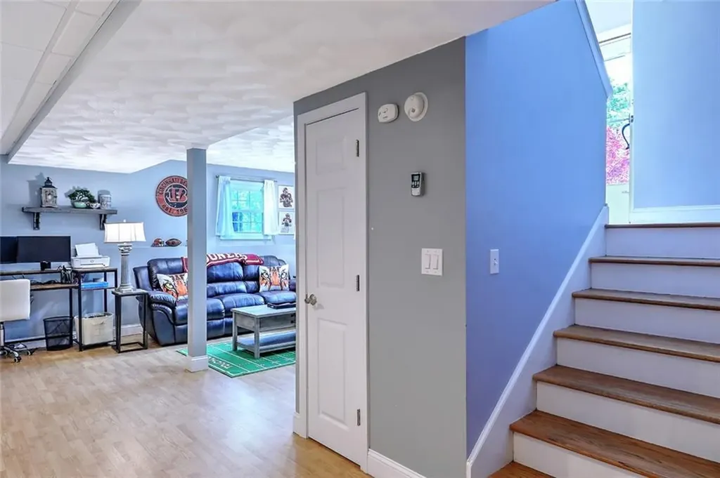 50 Larochelle Avenue Warwick RI 02889