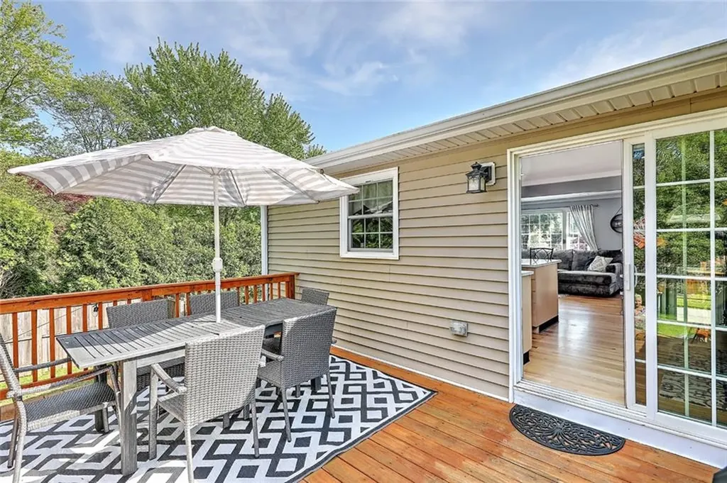 50 Larochelle Avenue Warwick RI 02889