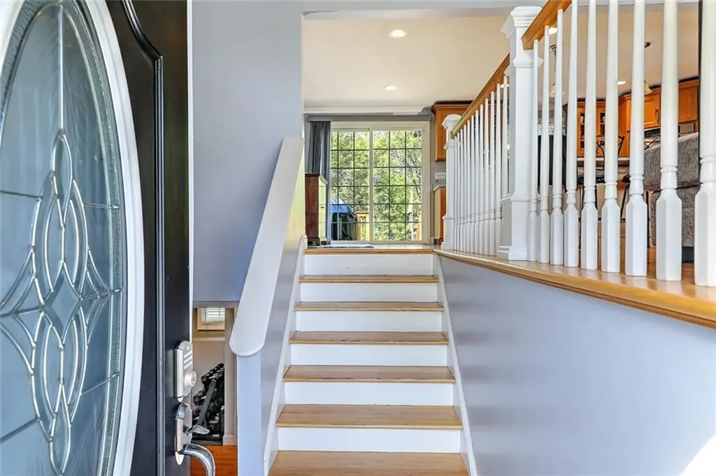 50 Larochelle Avenue Warwick RI 02889