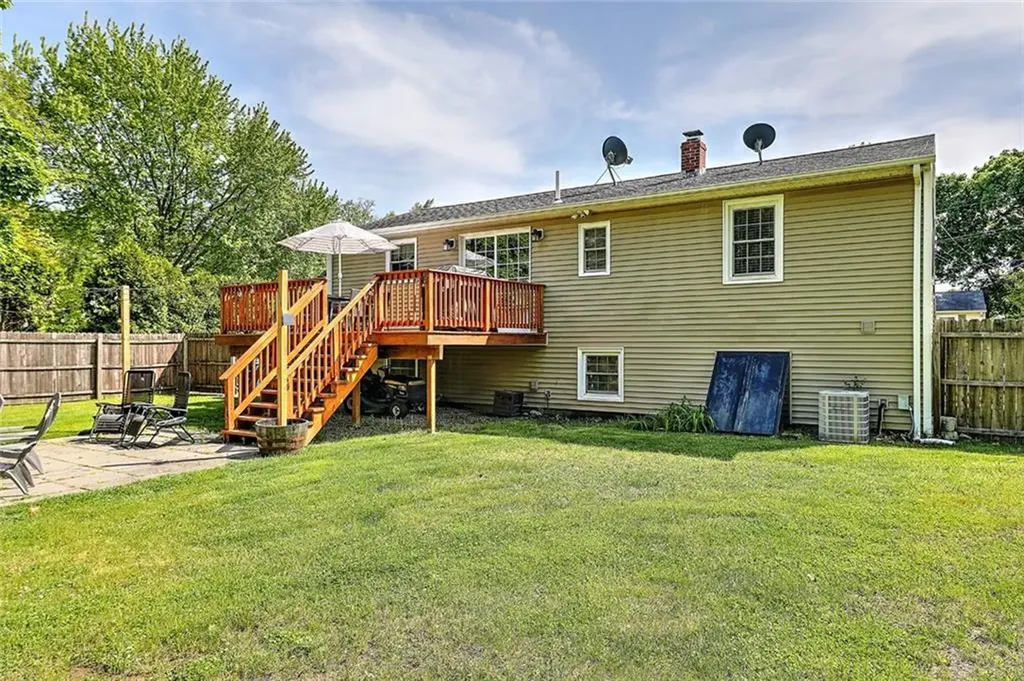 50 Larochelle Avenue Warwick RI 02889