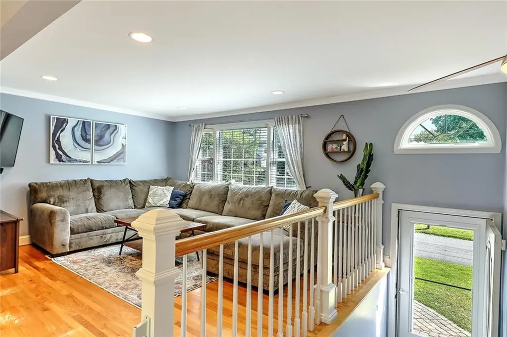 50 Larochelle Avenue Warwick RI 02889
