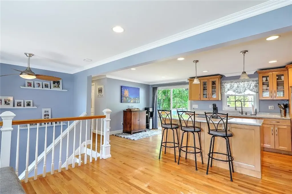 50 Larochelle Avenue Warwick RI 02889