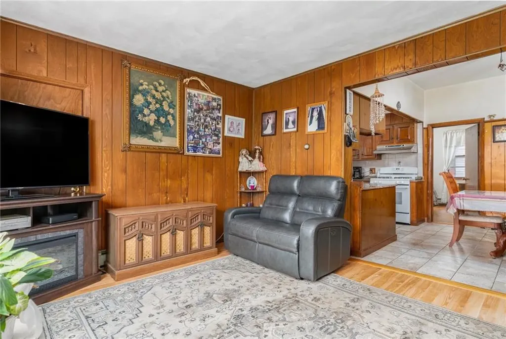 17 Mill Street Johnston RI 02919