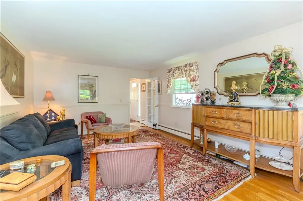 23 Kennedy Boulevard Lincoln RI 02865