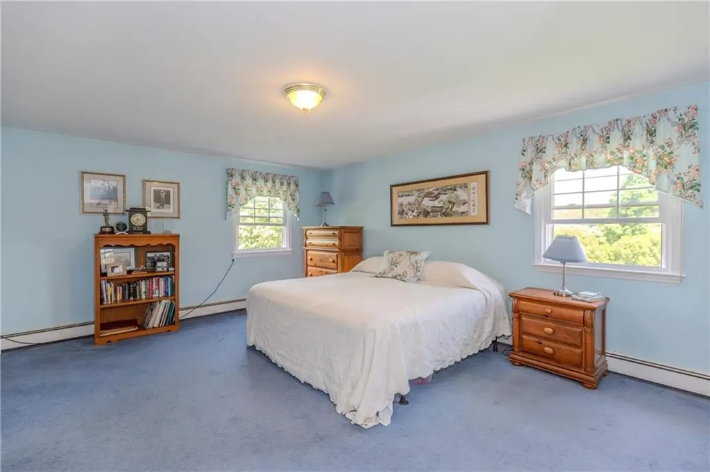 23 Kennedy Boulevard Lincoln RI 02865
