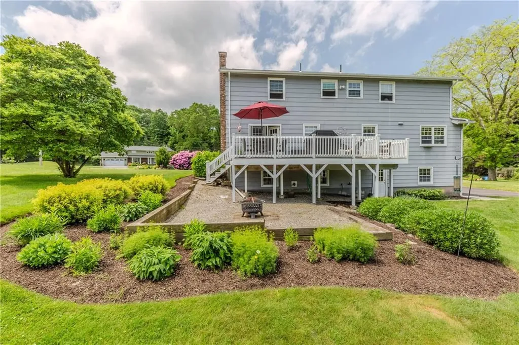23 Kennedy Boulevard Lincoln RI 02865